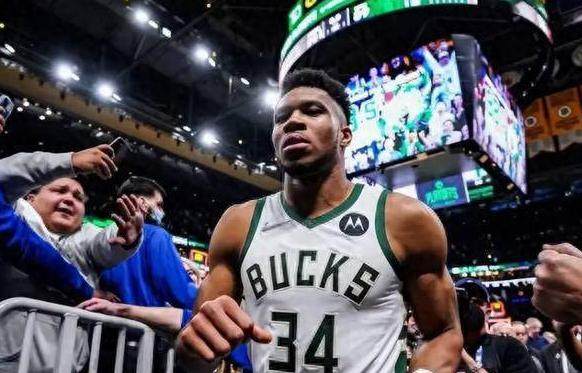 1695542707669033895.png 开云体育五大联赛-【观察】出走疑云笼罩字母哥 雄鹿老化拿什么留他?