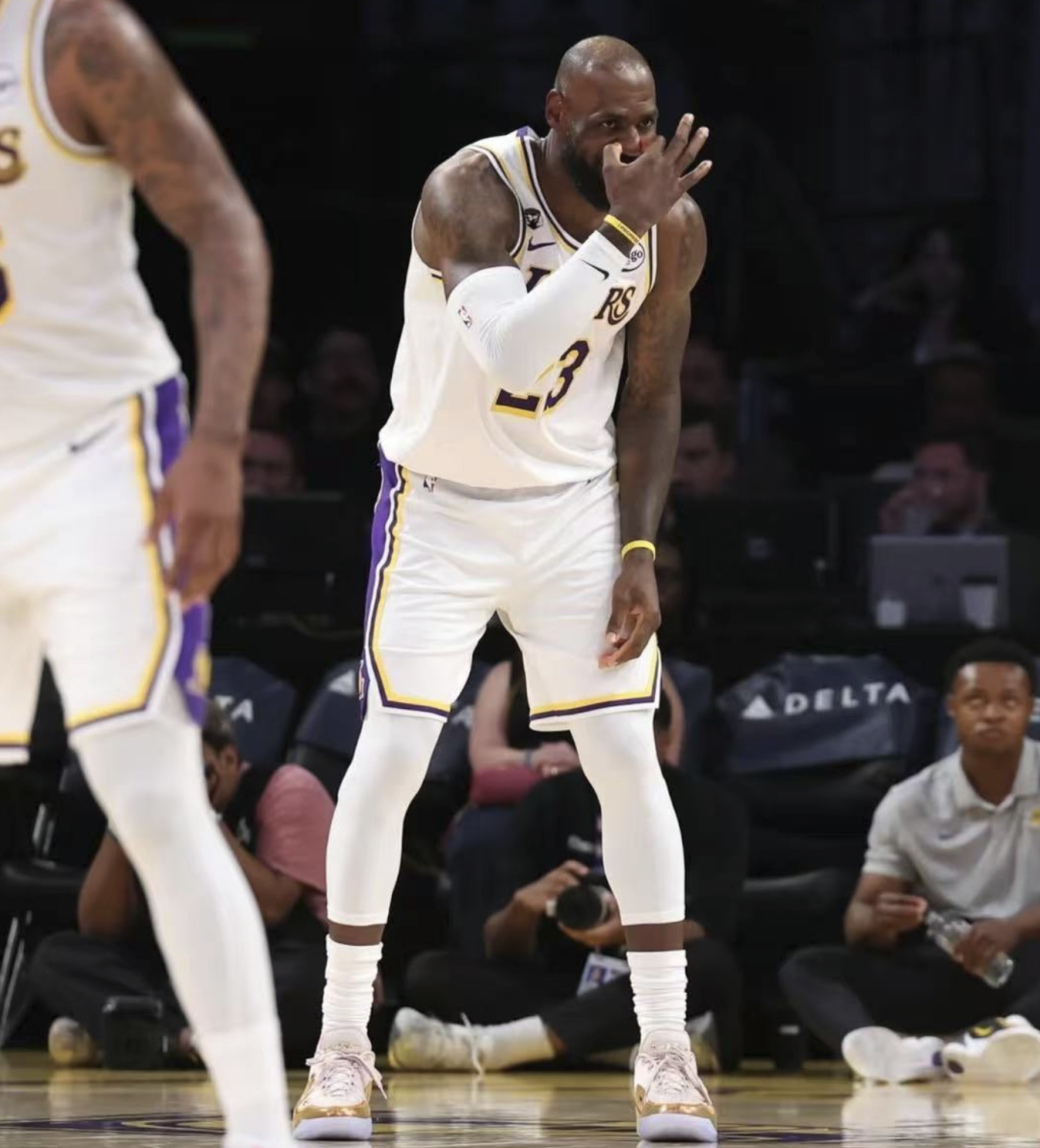 开云体育高赔率-突发！湖人记者发文：詹姆斯的未来，变得不确定了